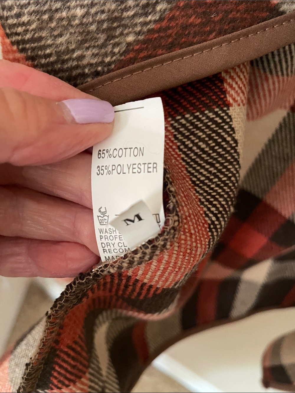 Women’s Plaid Vest - Picture 4 of 4
